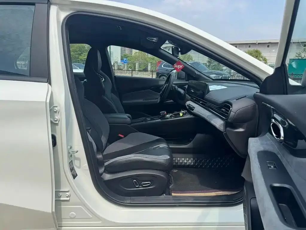 GAC Motor Shadow Leopard — фото 9