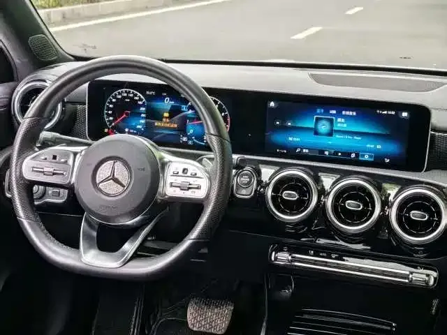 Mercedes-Benz A-Class — фото 2
