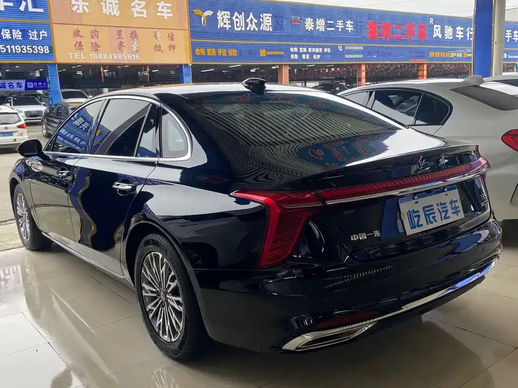 Hongqi H5 — фото 9