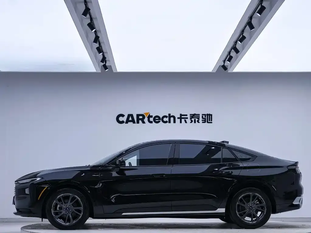 Ford Mondeo 2024 из CN, фото 3