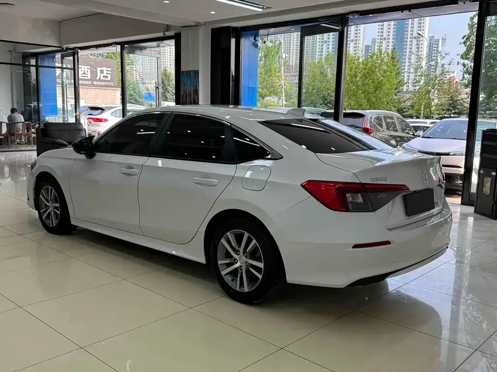 Honda Civic — фото 2
