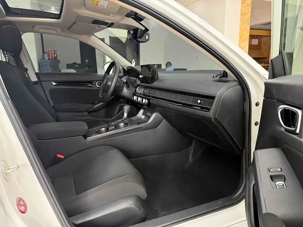 Honda Civic — фото 8