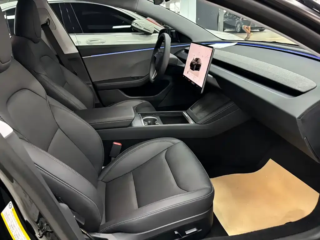 Tesla Model 3 2022 из CN, фото 2