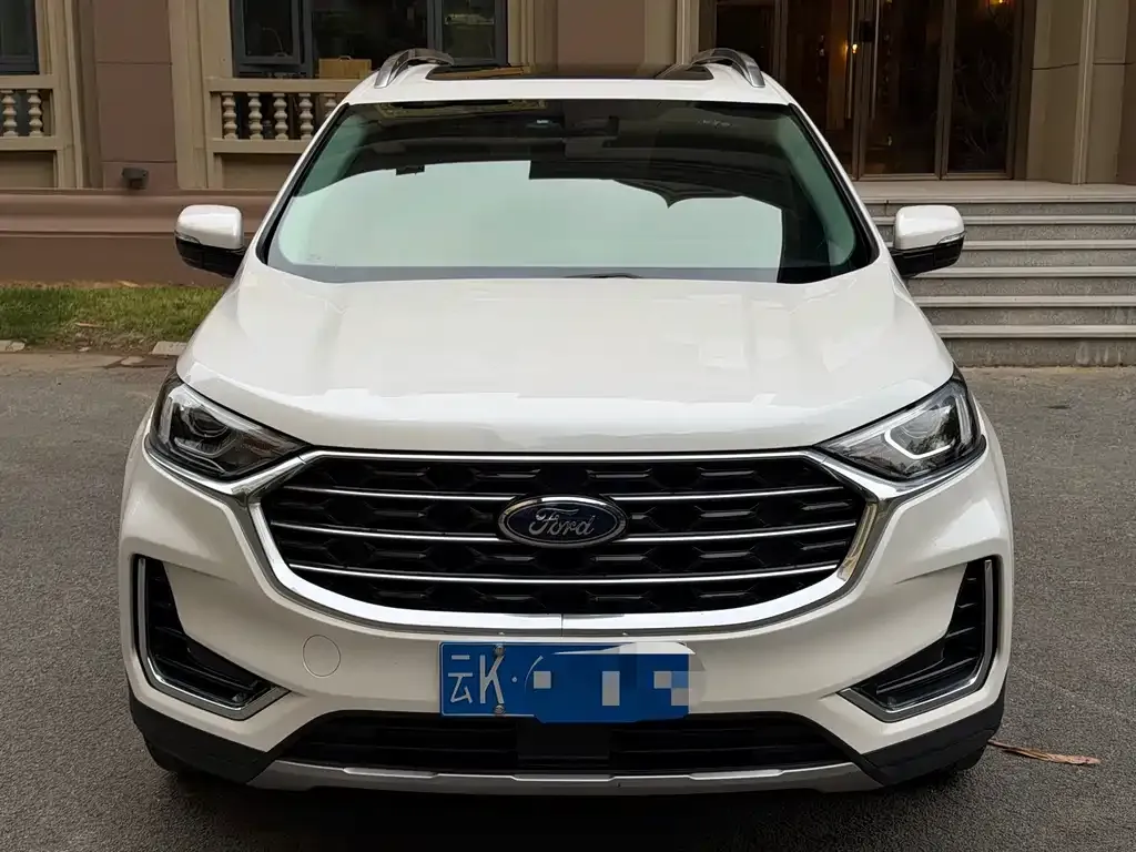 Ford Edge — фото 5