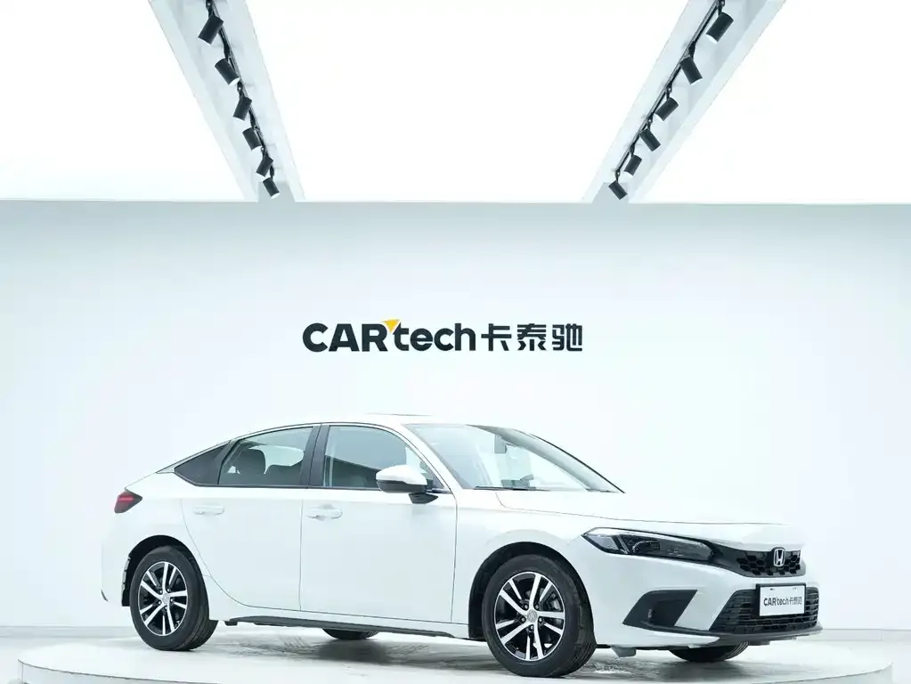 Honda Civic — фото 7