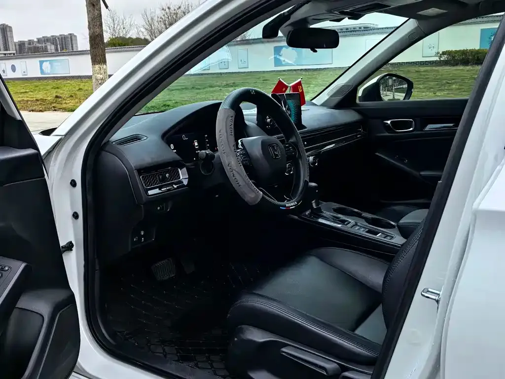 Honda Civic — фото 3