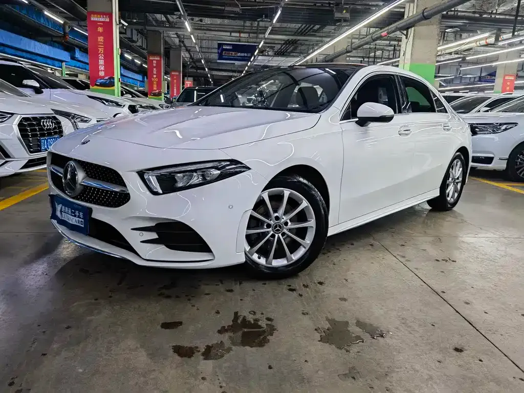 Mercedes-Benz A-Class — фото 1
