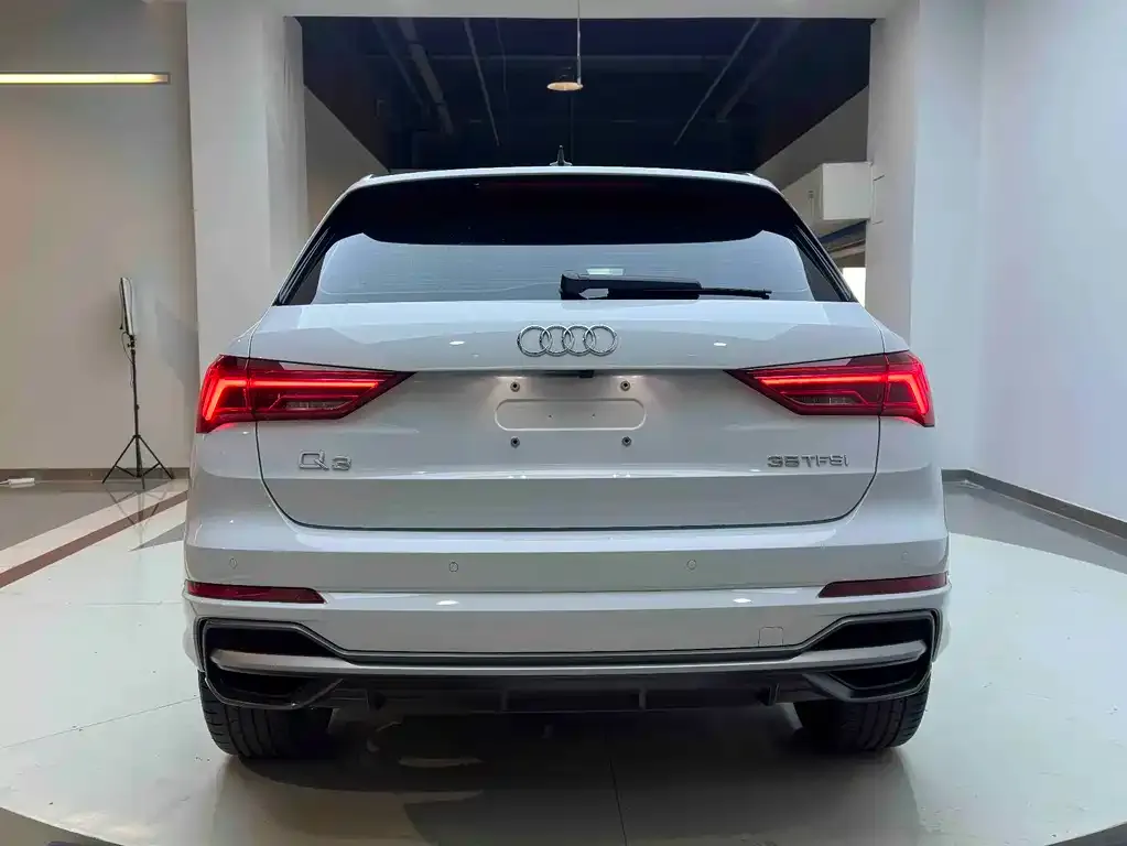Audi Q3 — фото 2
