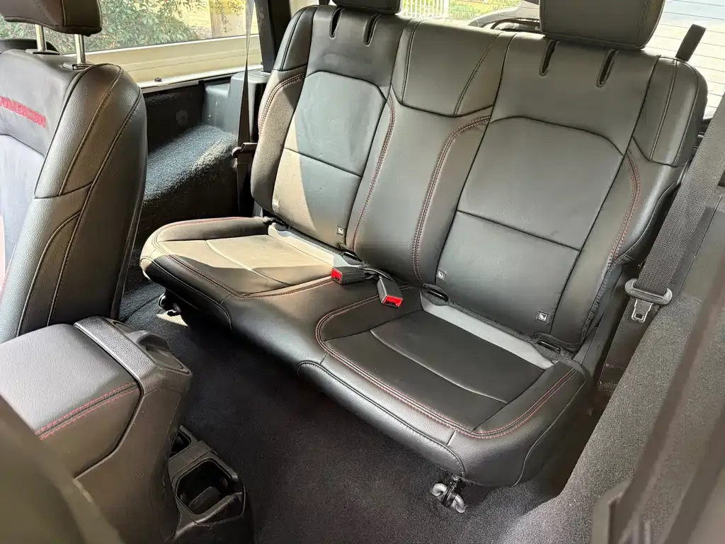 Jeep Wrangler 2021 из CN, фото 4