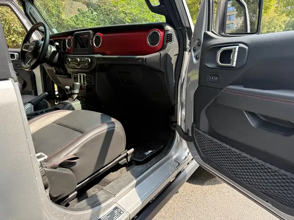 Jeep Wrangler 2021 из CN, фото 6