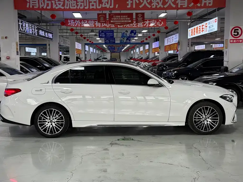Mercedes-Benz C-Class 2024 из CN, фото 10