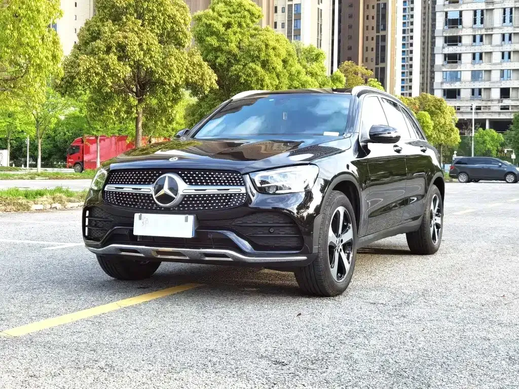 Mercedes-Benz GLC — фото 1