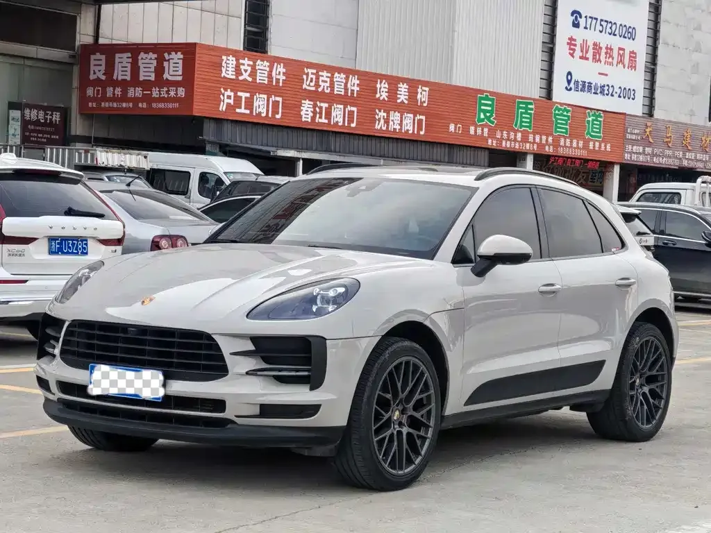 Porsche Macan — фото 1