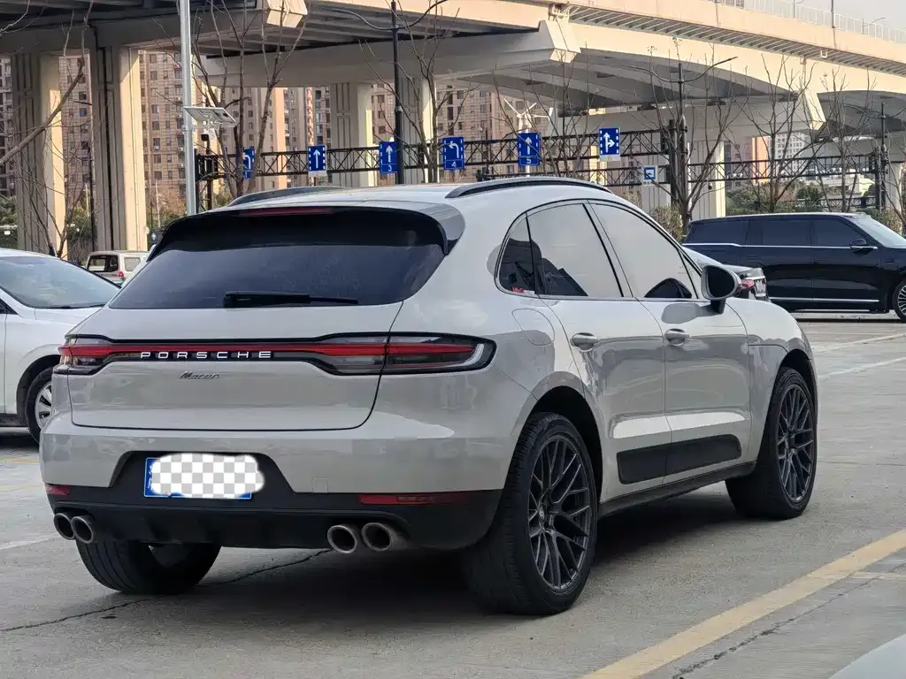 Porsche Macan — фото 4