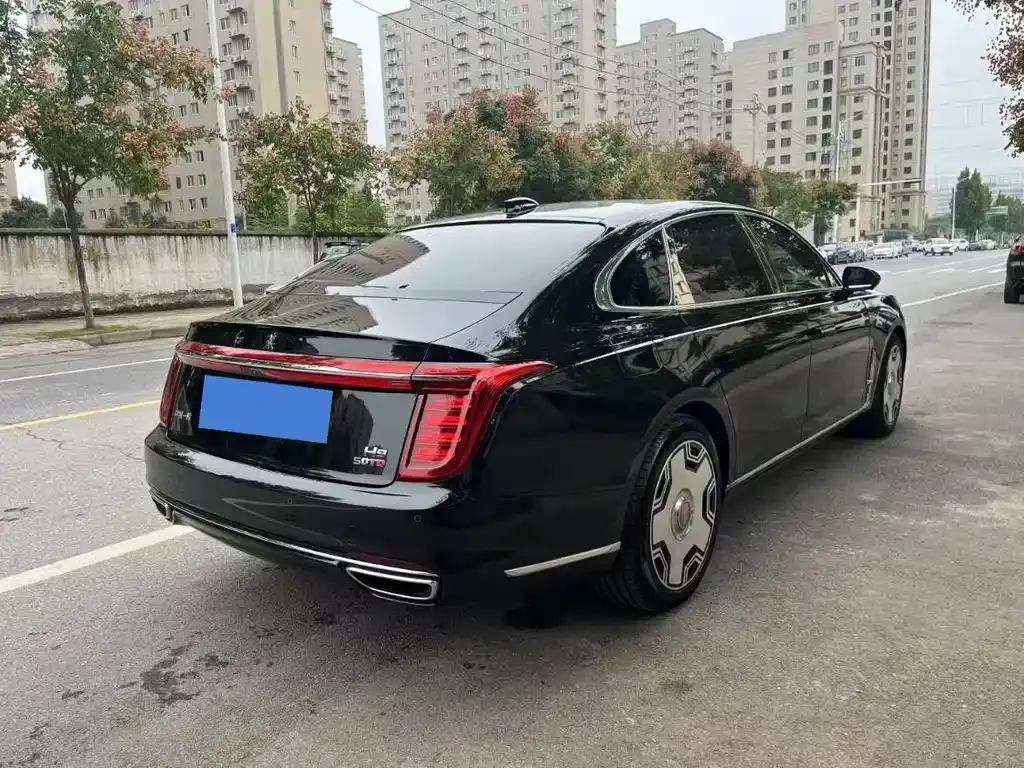 Hongqi H9 — фото 8