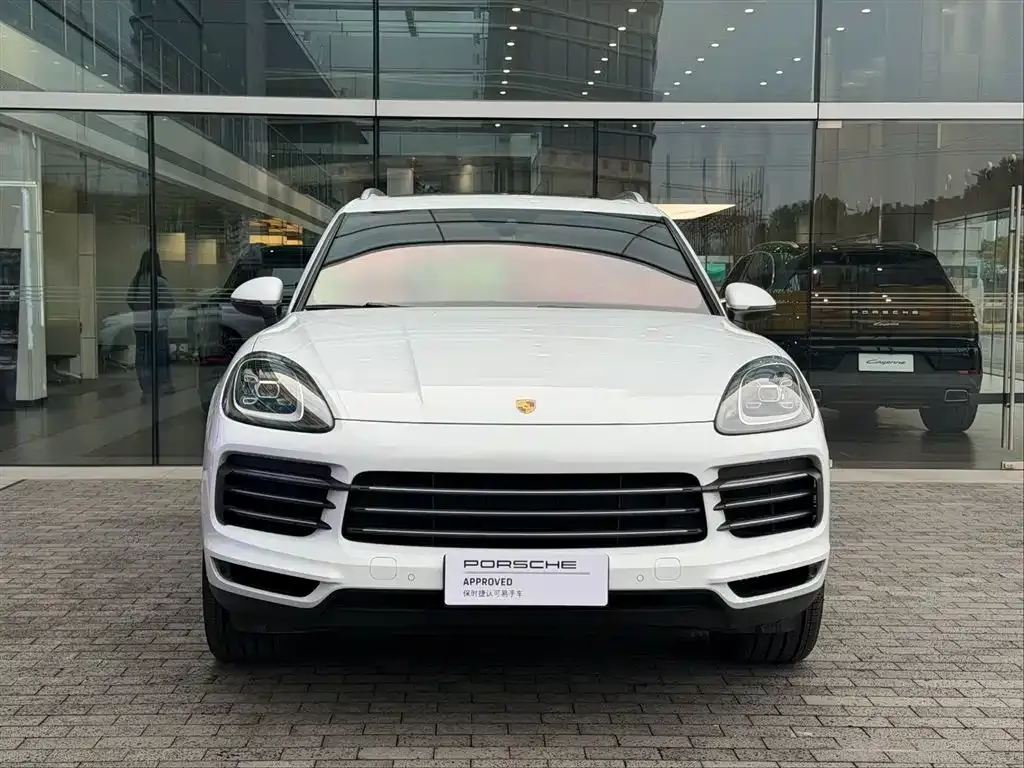 Porsche Cayenne — фото 9