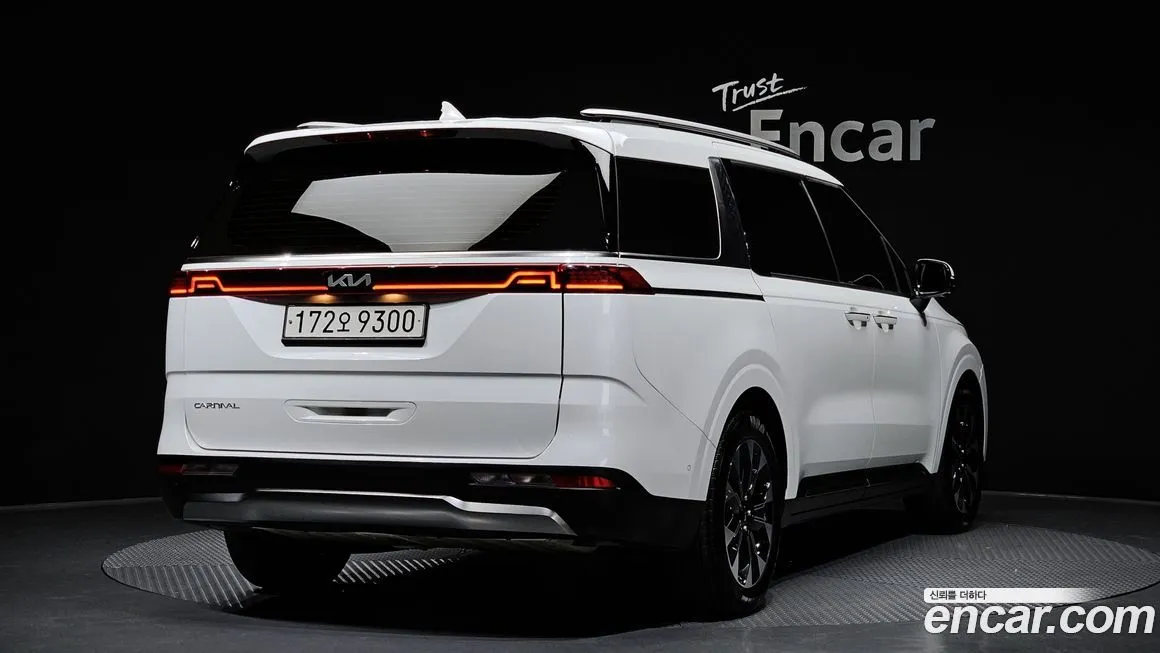 Kia Carnival — фото 2