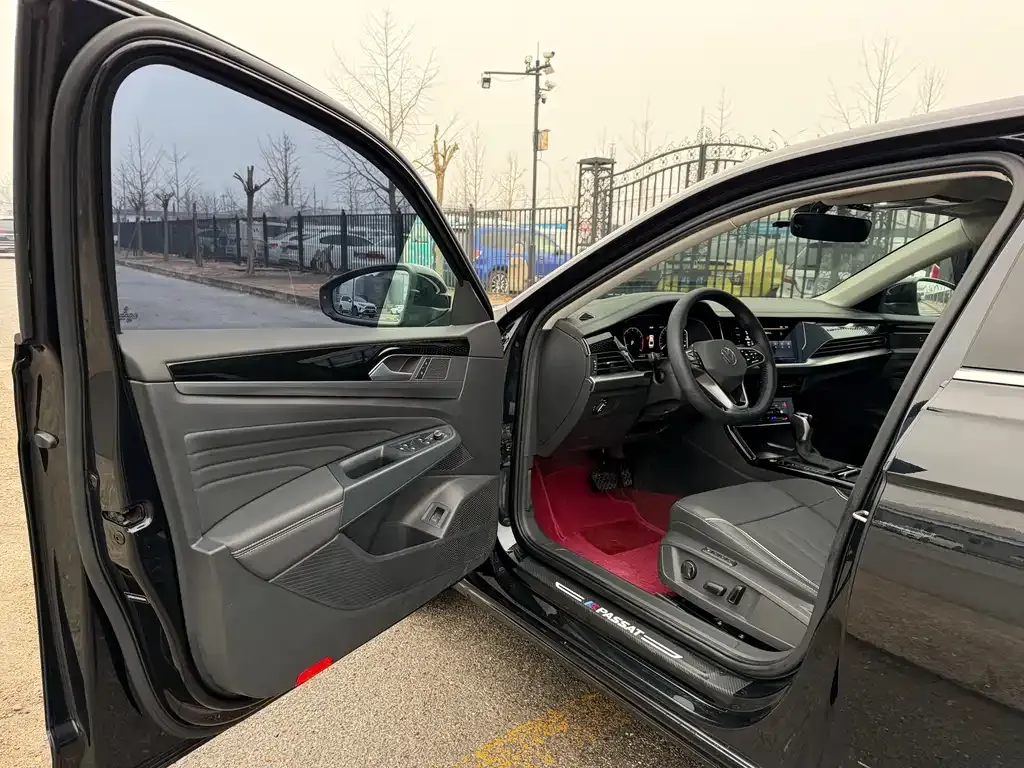 Volkswagen Passat — фото 8
