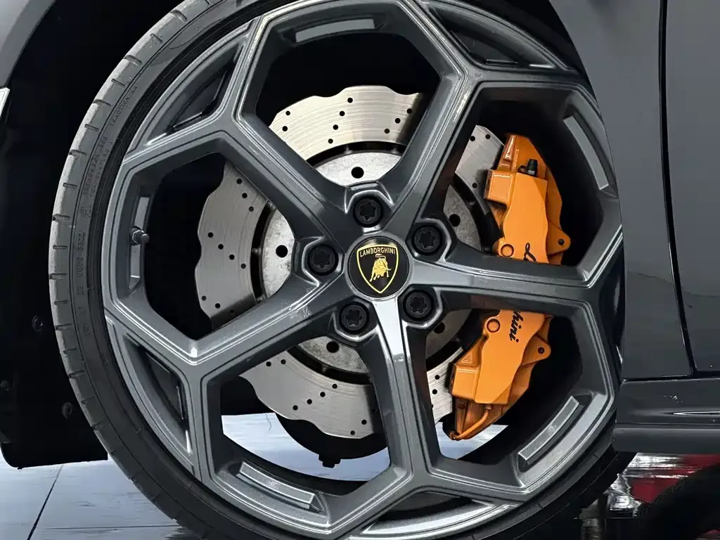 Lamborghini Huracan 2023 из CN, фото 8