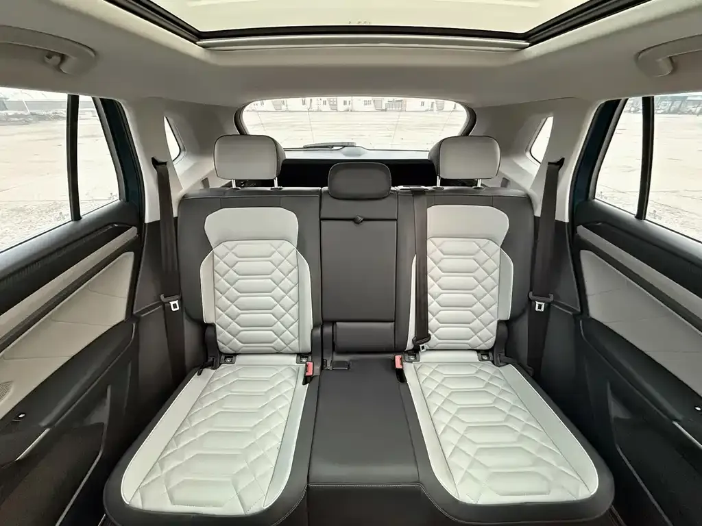 Volkswagen Tayron 2022 из CN, фото 6
