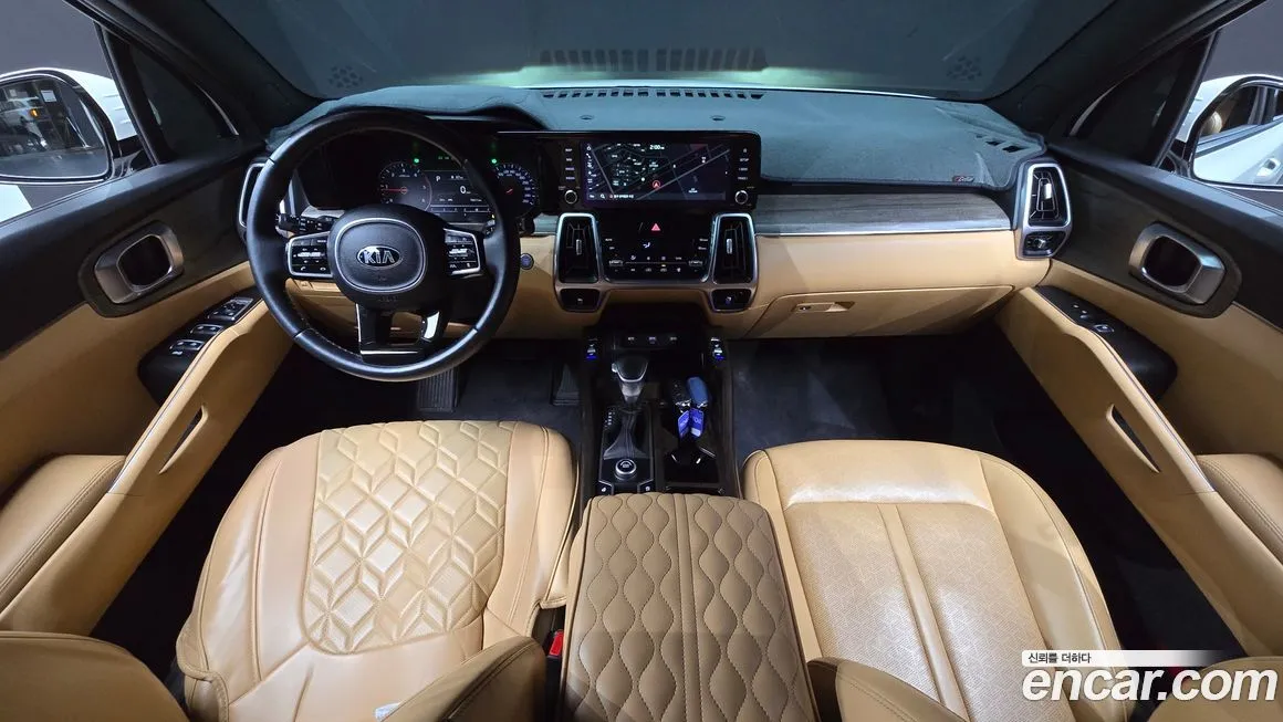 Kia Sorento — фото 10