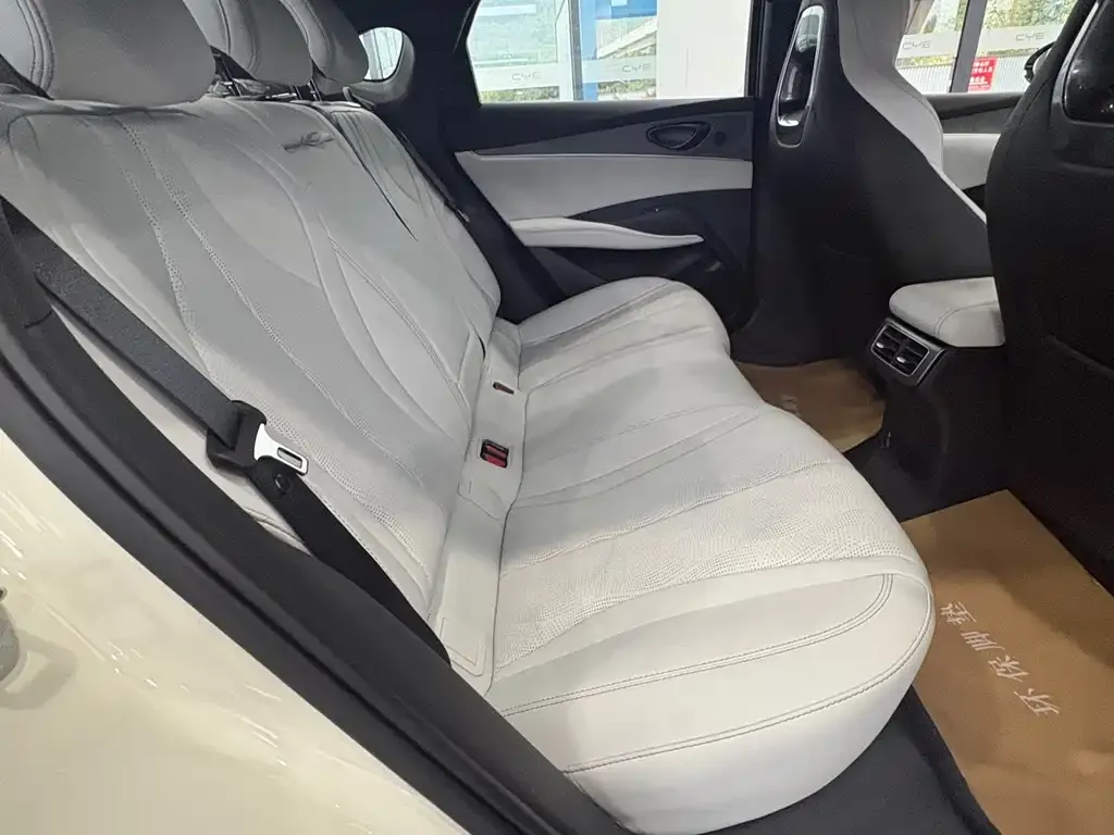 BYD Seal 06 2025 из CN, фото 10