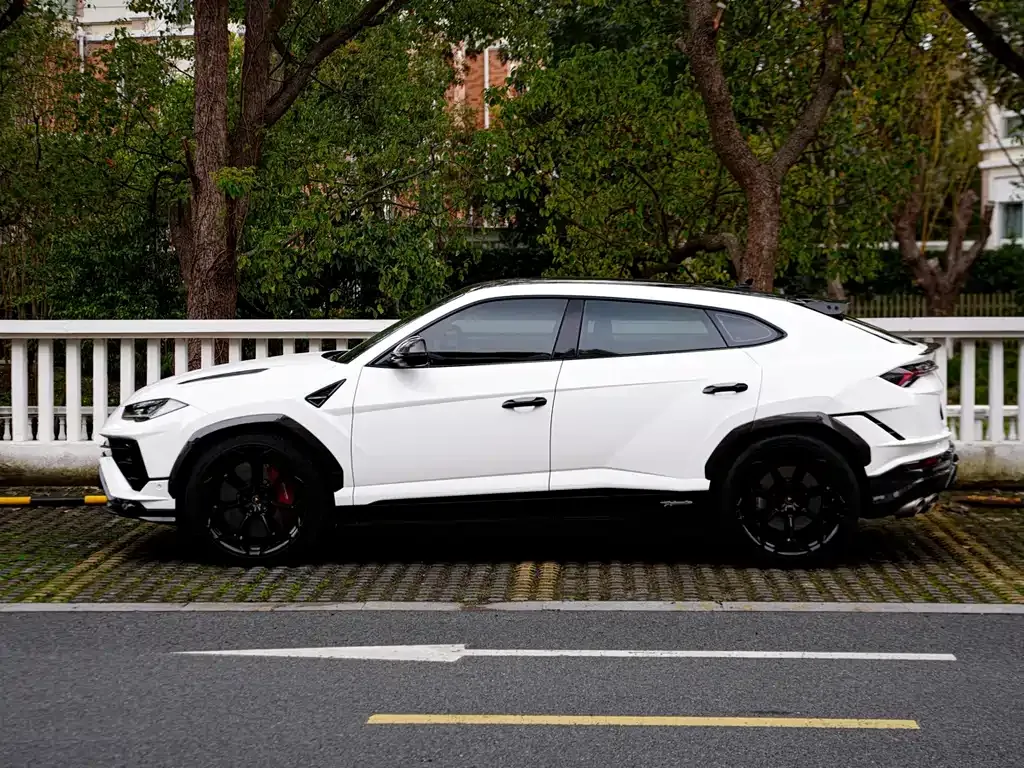 Lamborghini Urus — фото 5
