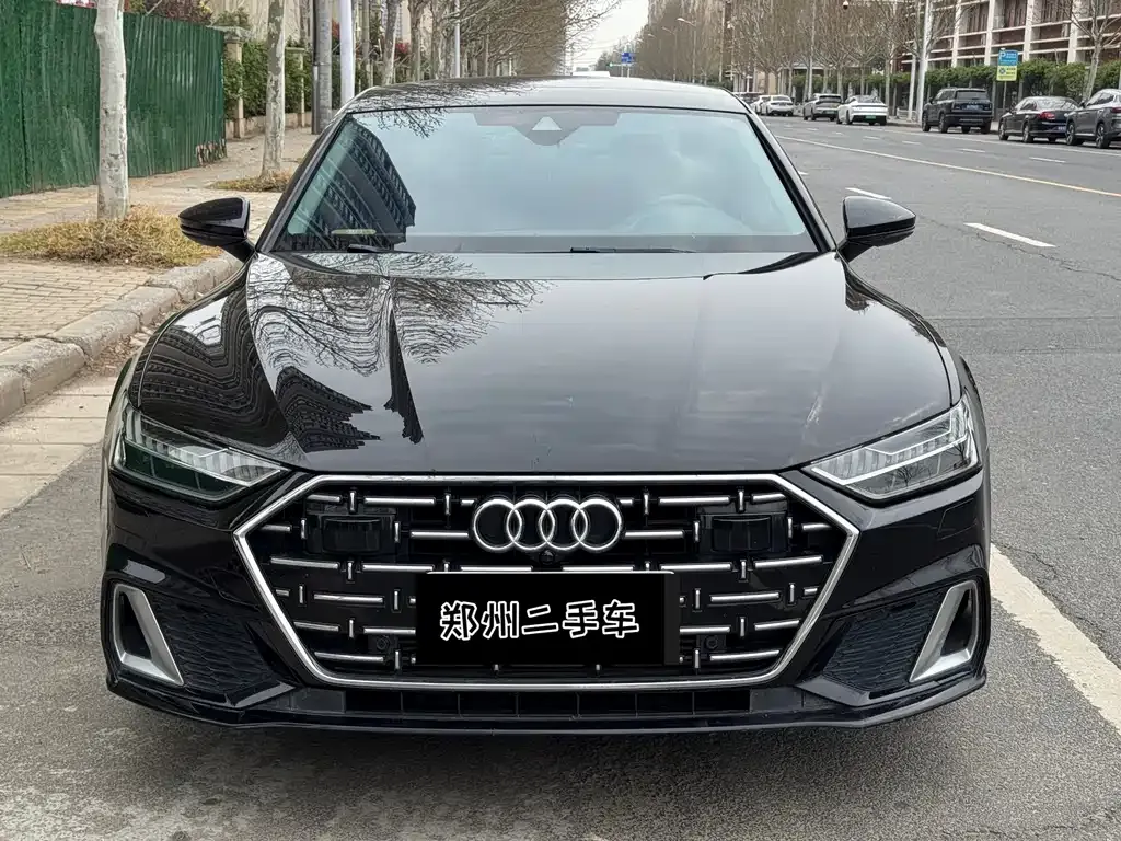Audi A7L — фото 7
