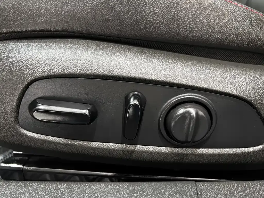 Chevrolet Malibu XL 2021 из CN, фото 8