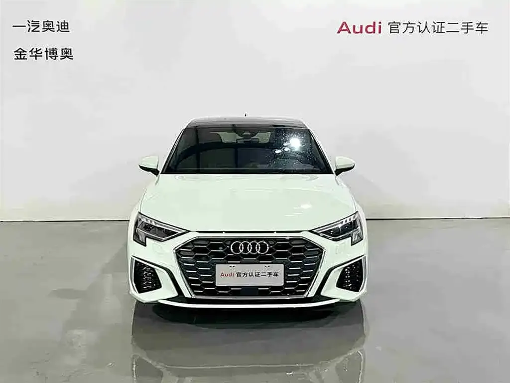 Audi A3 2023 из CN, фото 3
