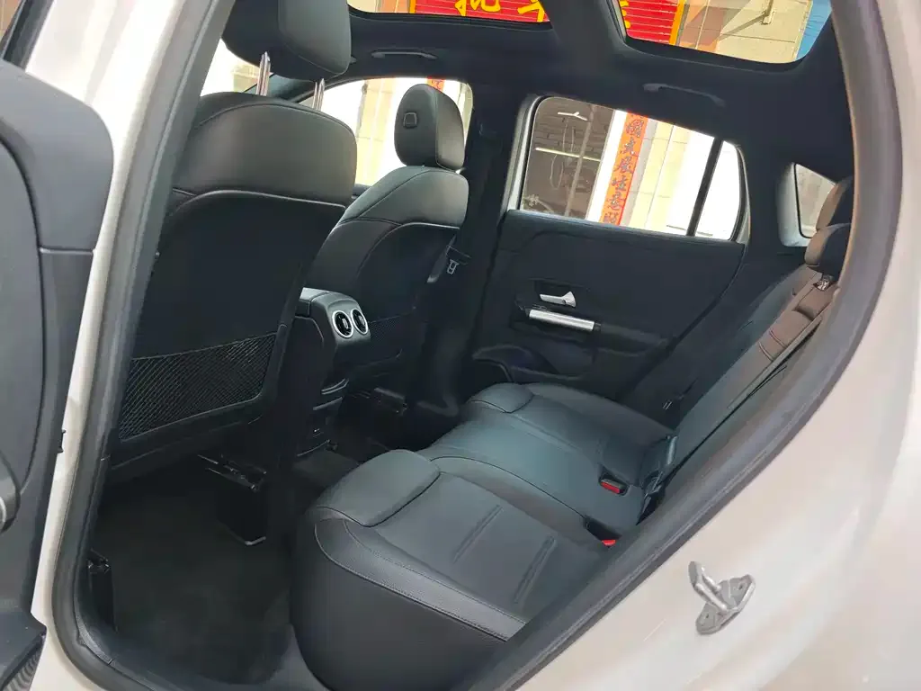 Mercedes-Benz GLA 2021 из CN, фото 2