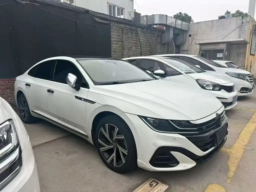 Volkswagen CC 2022 из CN, фото 4