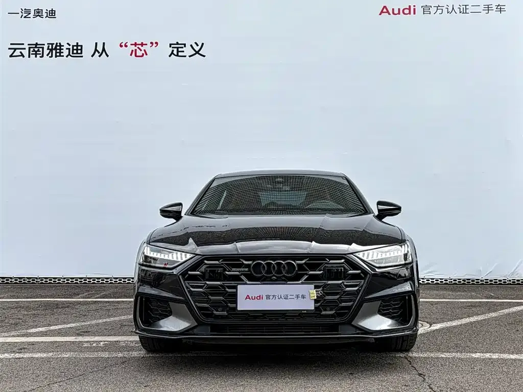 Audi A7L — фото 8