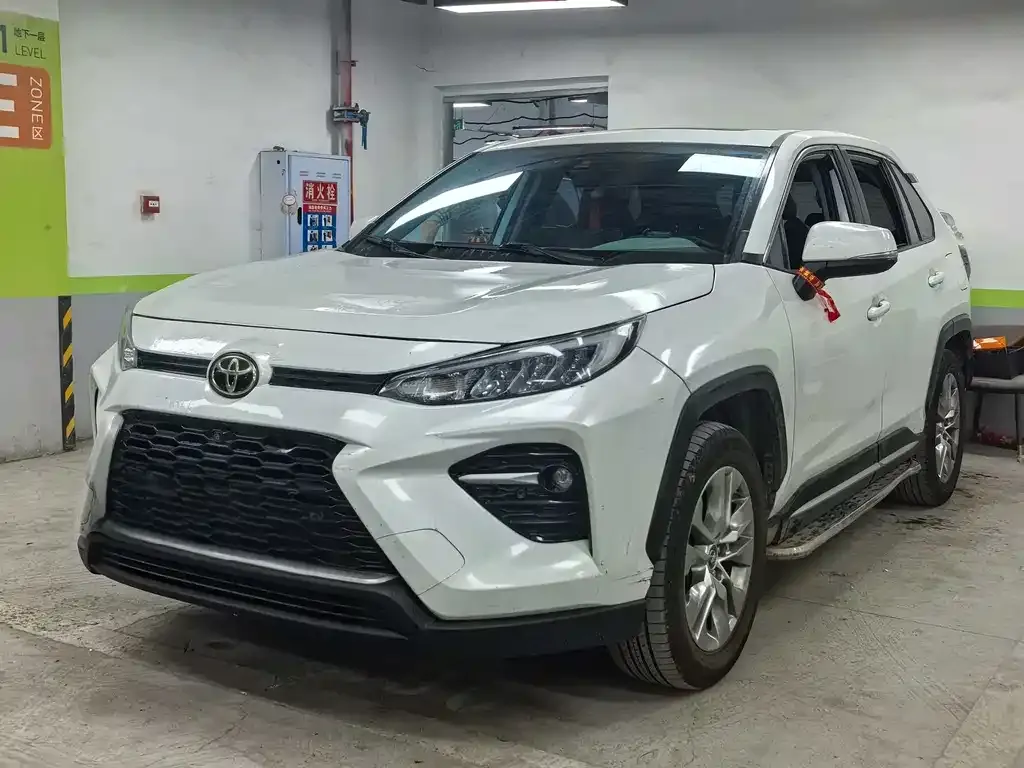 Toyota Wildlander 2023 из CN, фото 1