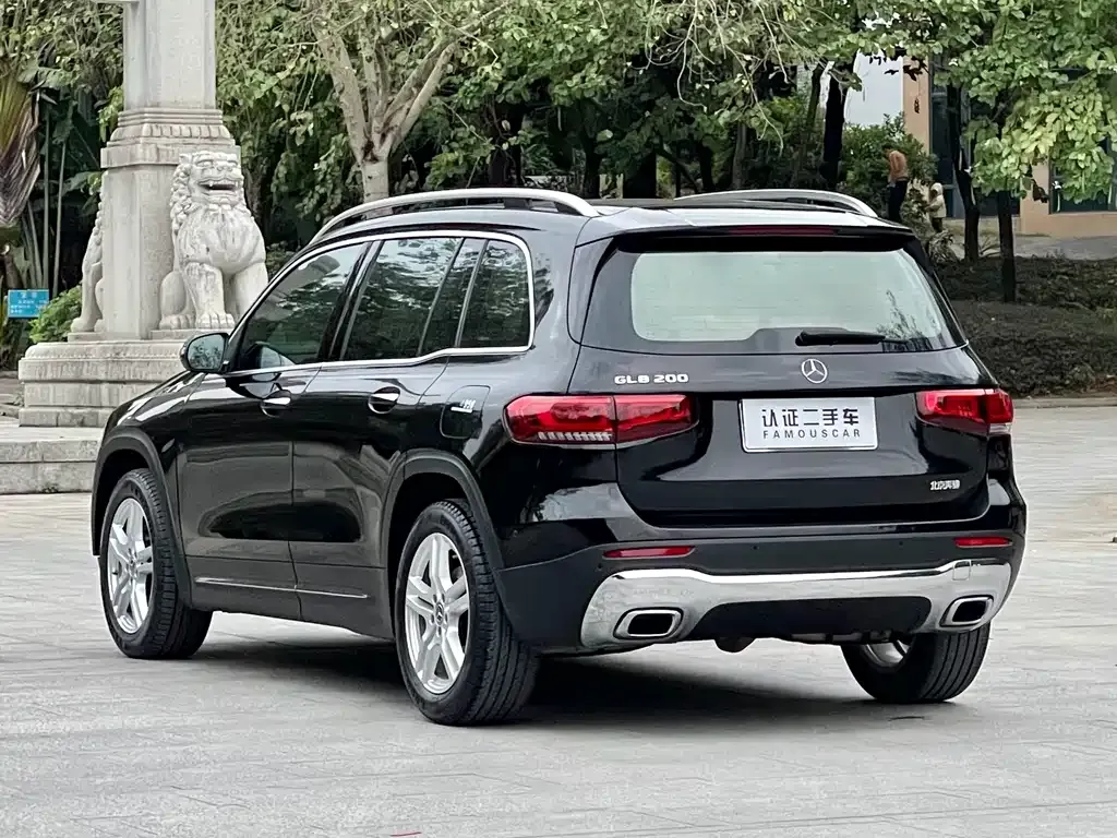 Mercedes-Benz GLB — фото 5