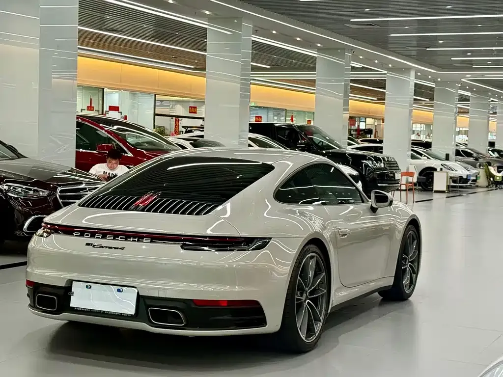 Porsche 911 — фото 8