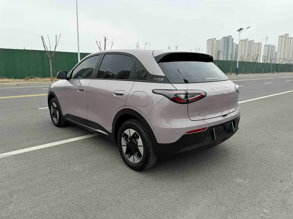Geely Starburst — фото 10