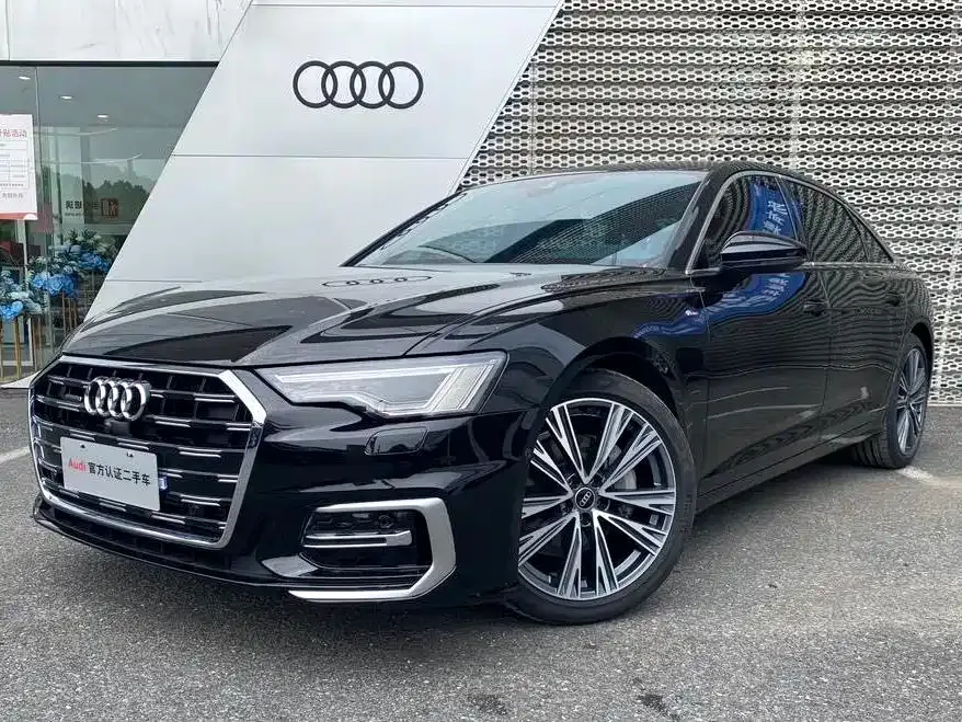 Audi A6L — фото 1