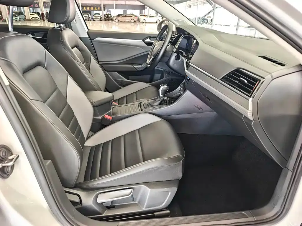 Volkswagen Sagitar 2022 из CN, фото 2