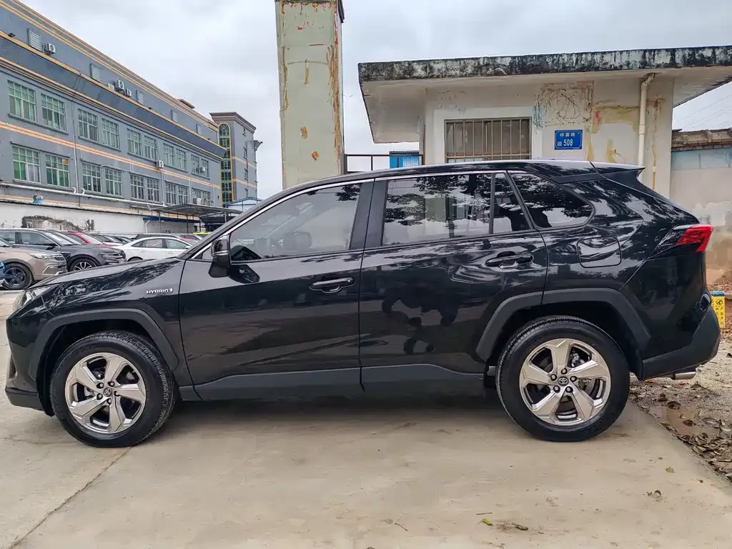 Toyota RAV4 2022 из CN, фото 4