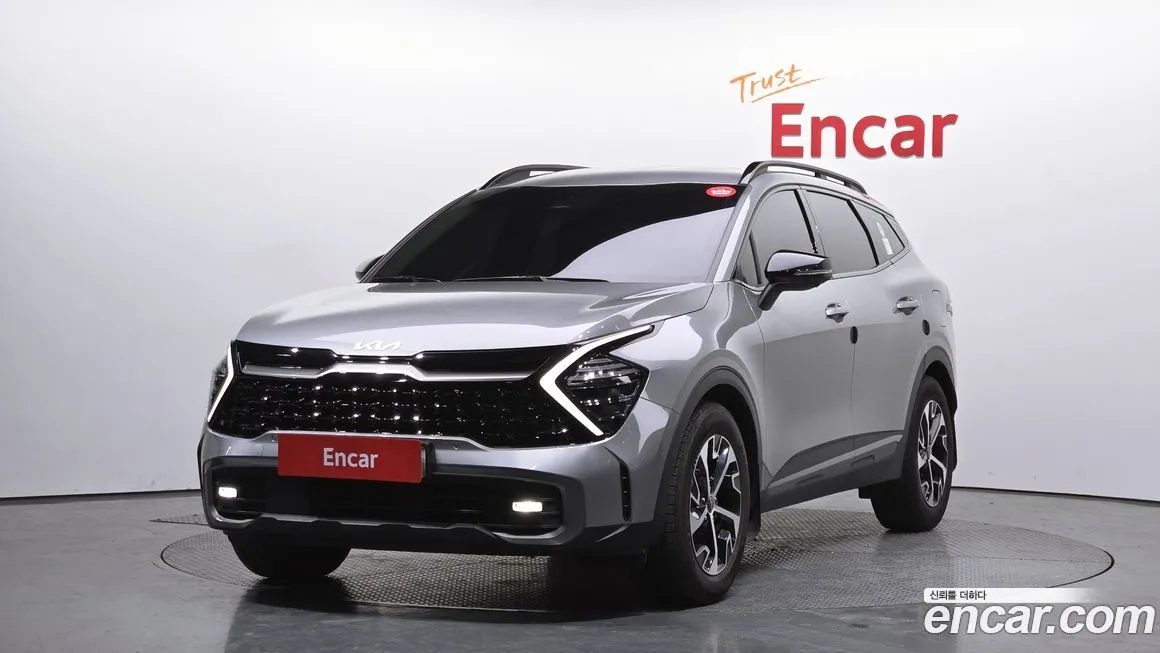 Kia Sportage — фото 1