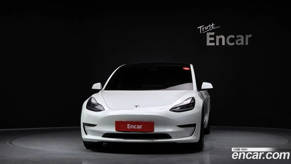 Tesla Model 3 — фото 6