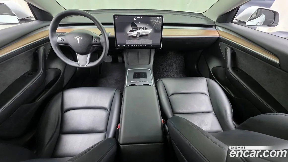 Tesla Model 3 — фото 8