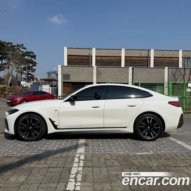 BMW i4 2022 из KR, фото 7