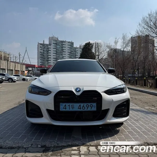 BMW i4 2022 из KR, фото 4