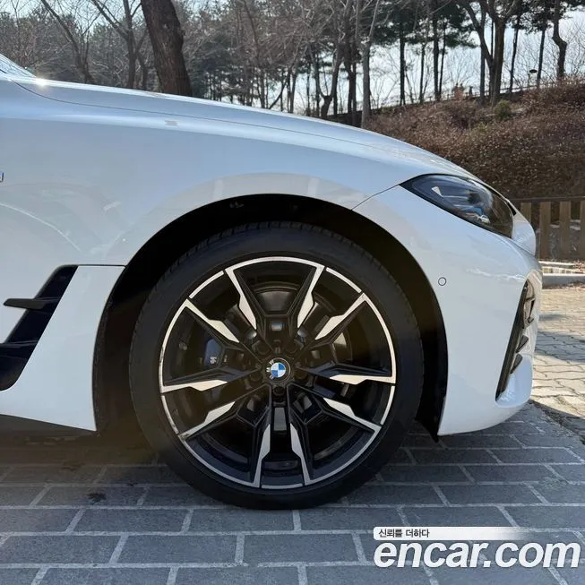 BMW i4 2022 из KR, фото 5