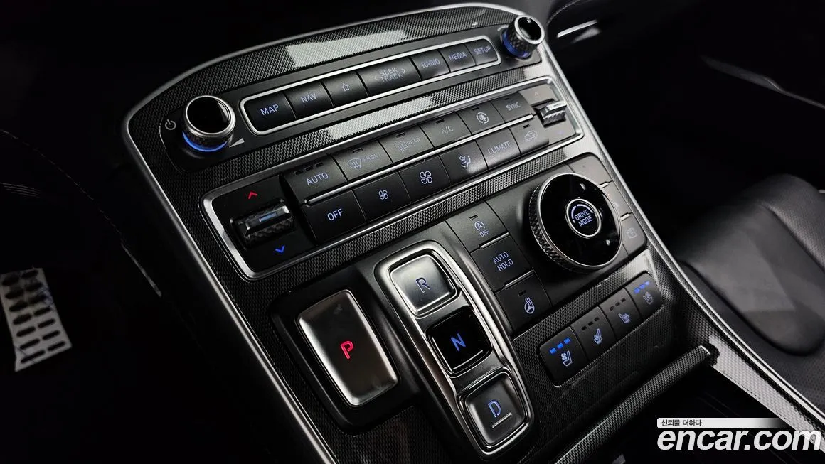 Hyundai Santafe — фото 9