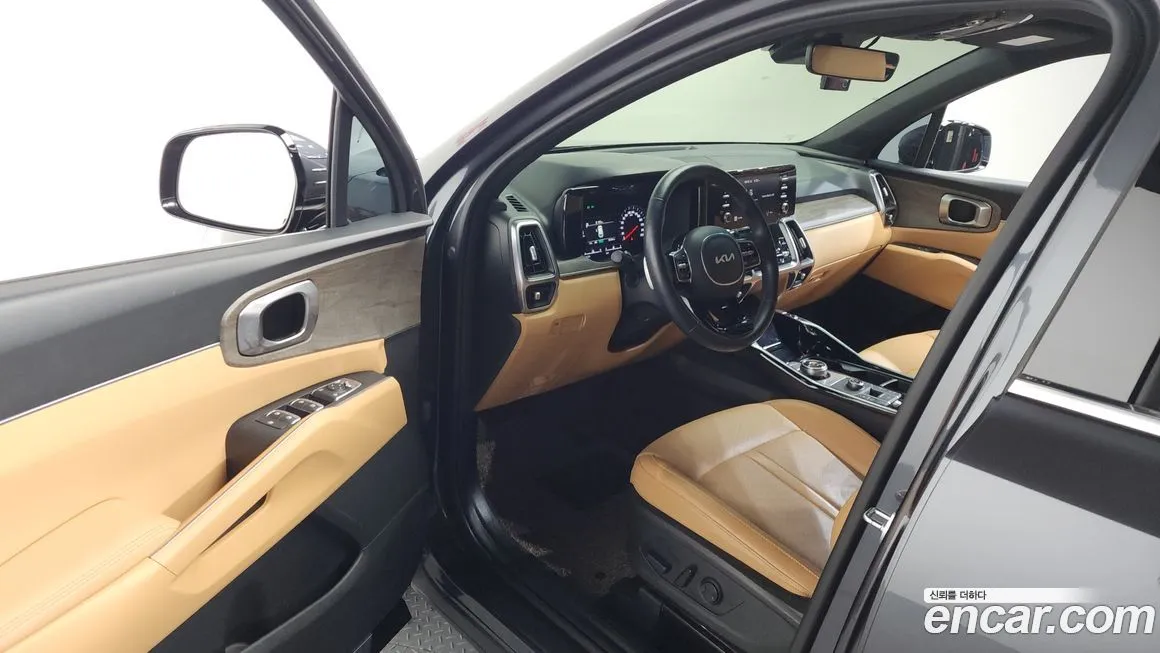 Kia Sorento — фото 9