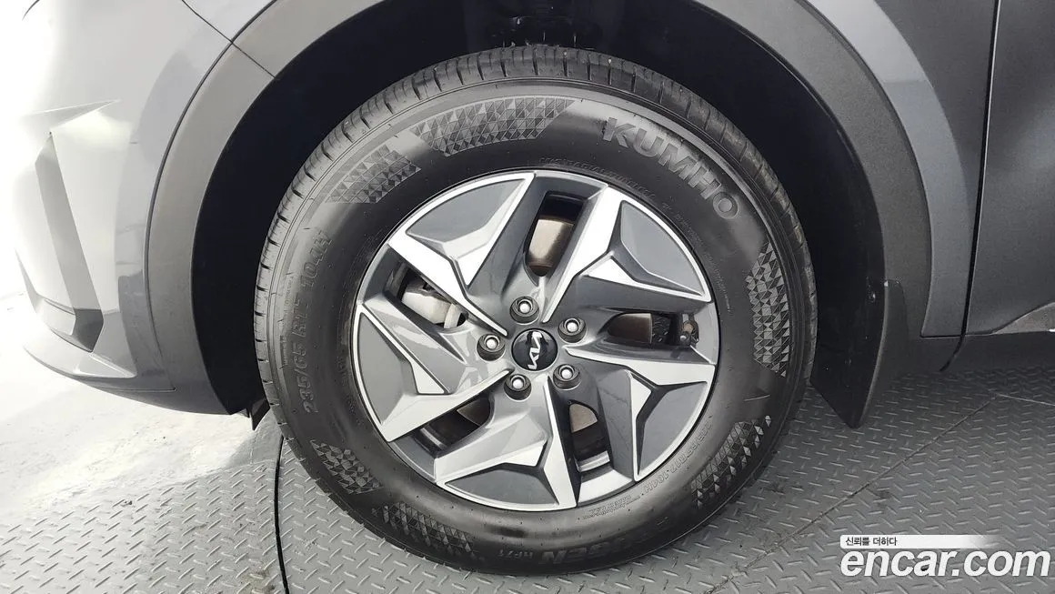 Kia Sorento — фото 8
