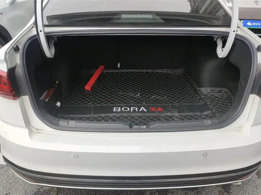 Volkswagen Bora 2024 из CN, фото 8